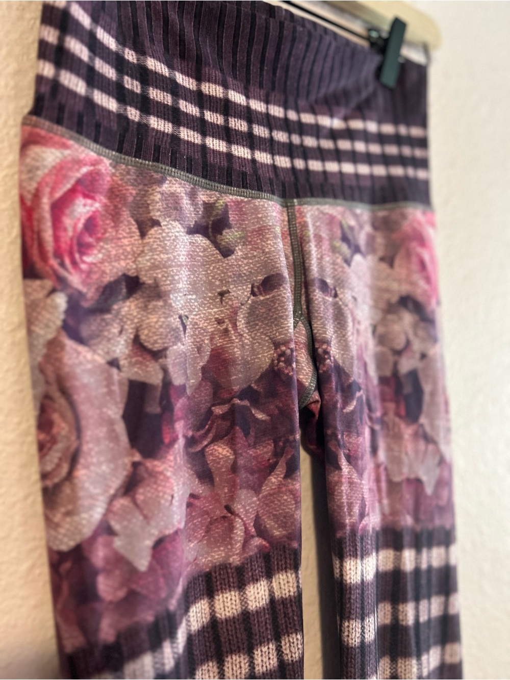 EUC Niyama Sol In Bloom Legging - Picture 12 of 17